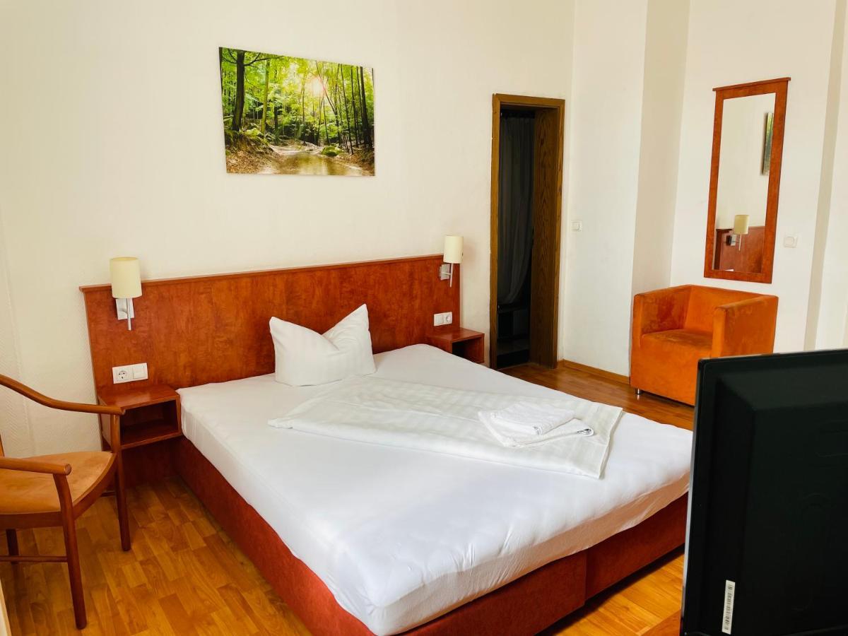 Hotel Am Ledermuseum Жак Офенбах Екстериор снимка