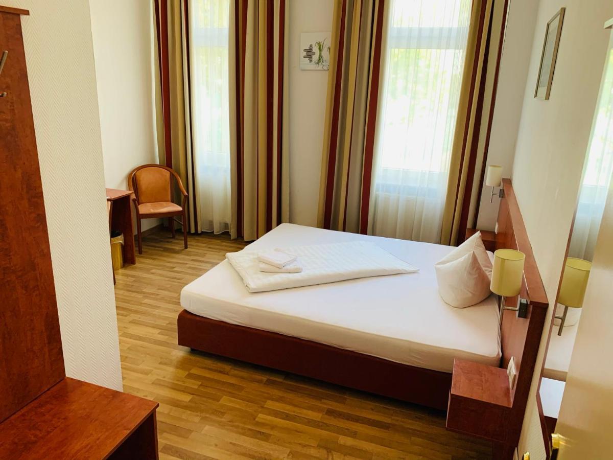Hotel Am Ledermuseum Жак Офенбах Екстериор снимка