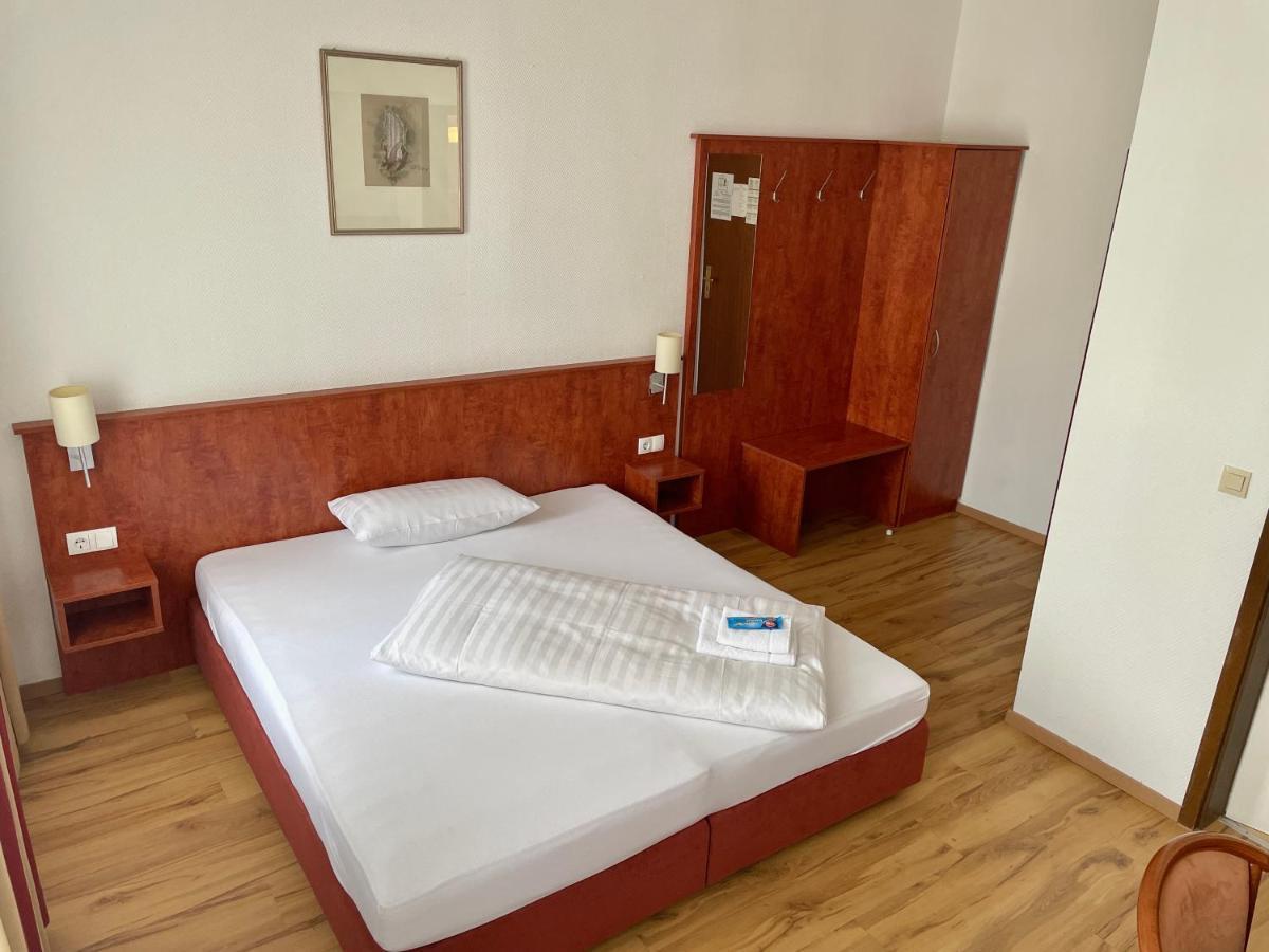 Hotel Am Ledermuseum Жак Офенбах Екстериор снимка
