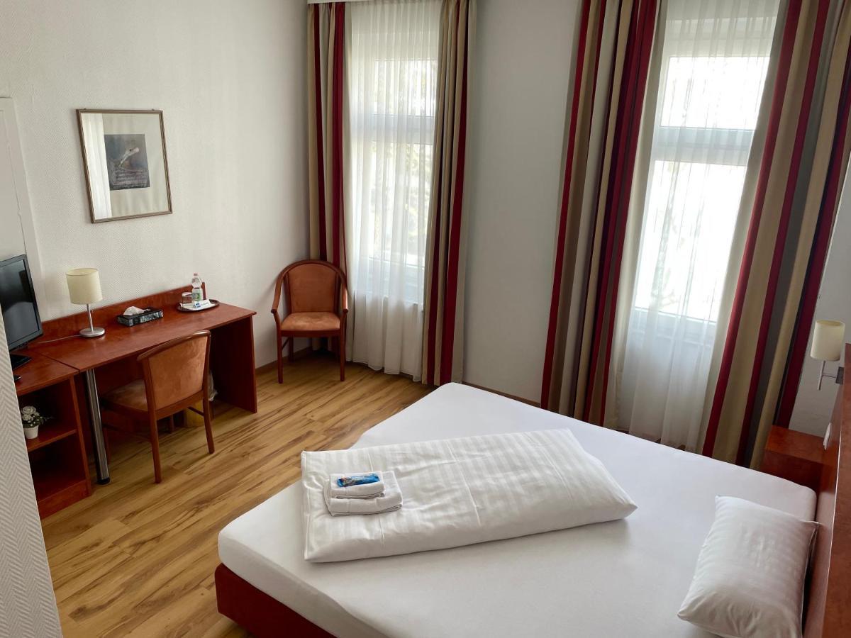 Hotel Am Ledermuseum Жак Офенбах Екстериор снимка