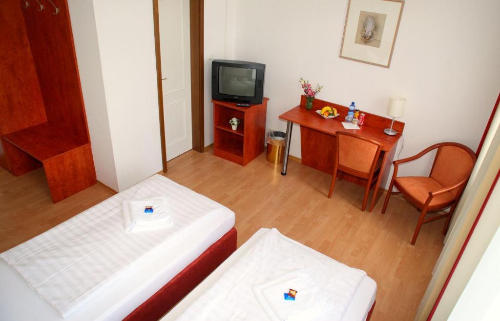 Hotel Am Ledermuseum Жак Офенбах Стая снимка