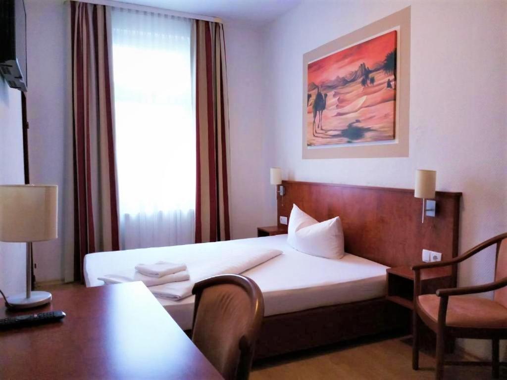 Hotel Am Ledermuseum Жак Офенбах Екстериор снимка